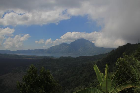 recorrer bali con guia en español en coche desde ubud