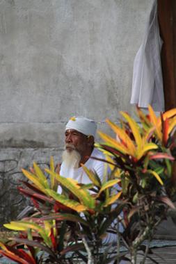en coche por Lombok en un viaje a indonesia