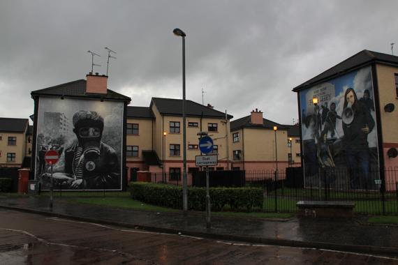 murales de derry en irlanda del norte