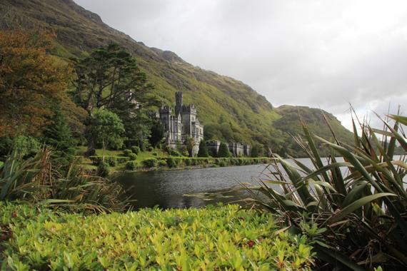 abadia de kylemore en un viaje a irlanda