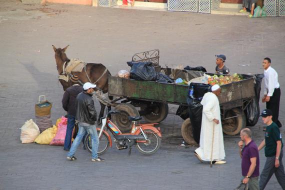 plaza jamaa el fna en marrakech