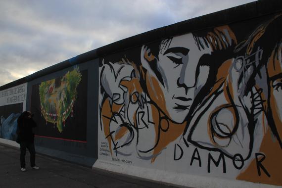 east side gallery en el muro berlin