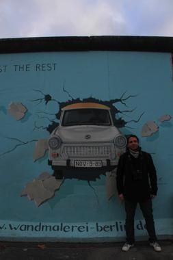 east side gallery en el muro berlin