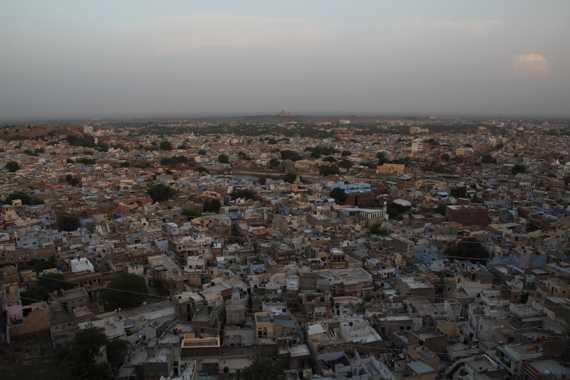 atardecer en el fuerte de meherangarh de jodhpur
