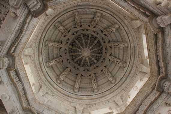 templos de ranakpur en norte de india
