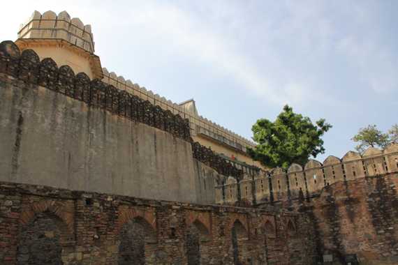 fuerte de Kumbhalgarh en un viaje a india