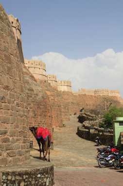 fuerte de kumbhalgarh en un viaje a india