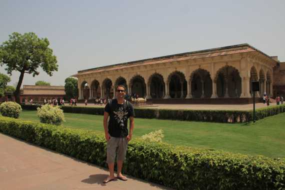 fuerte rojo de agra en un viaje a india
