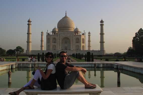 fuerte rojo de agra en un viaje a india