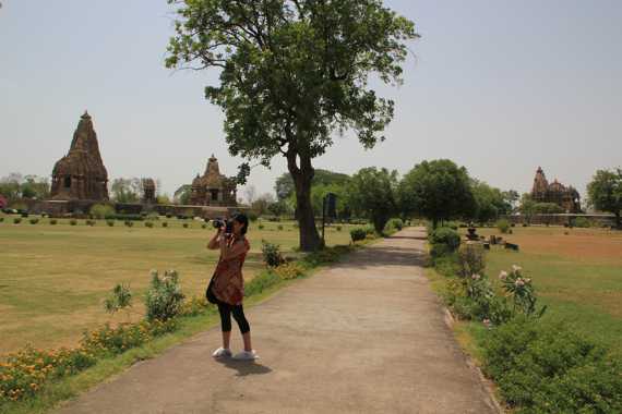 esculturas eroticas en los templos de khajuraho en india