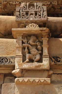 esculturas eroticas en los templos de khajuraho en india