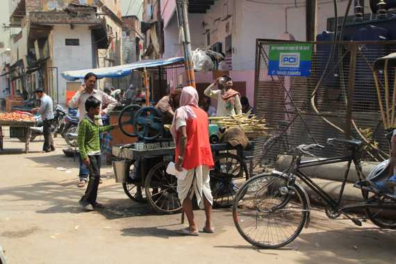varanasi en un viaje a india