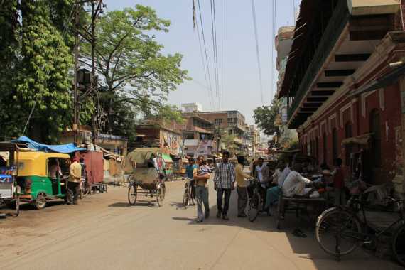 varanasi en un viaje a india