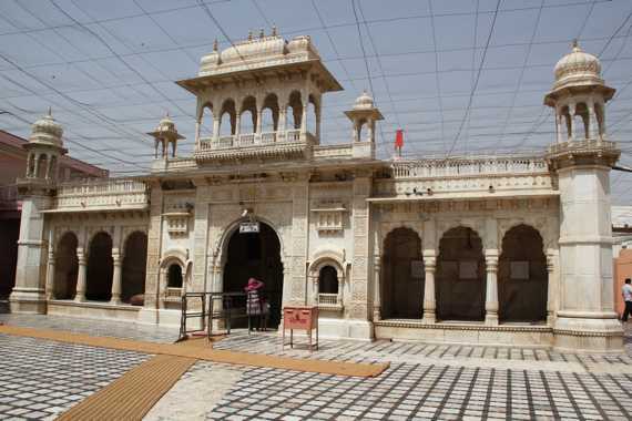 templo de las ratas Karni Mata en india