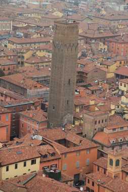 bolonia en un viaje a italia