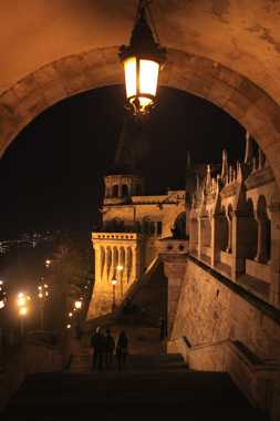 colina de buda para ver las mejores vistas del parlamento de budapest