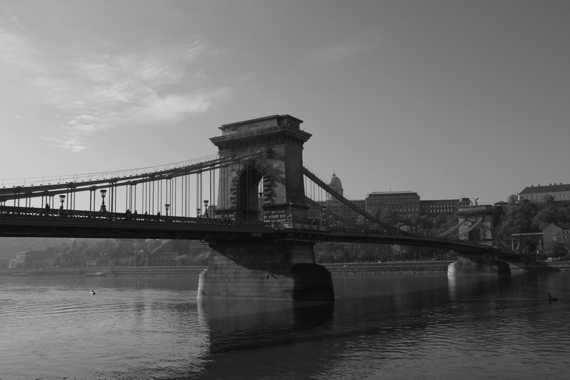 puente de las cadenas de budapest
