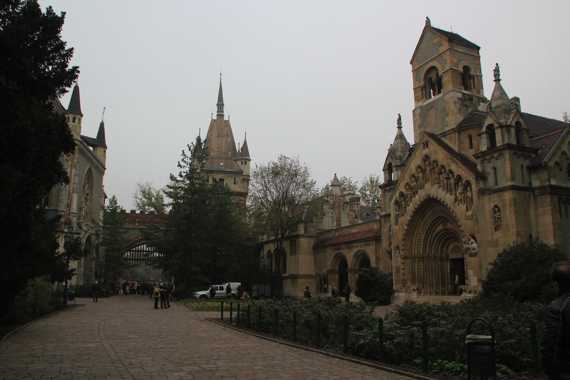 castillo vajdahunyad de budapest