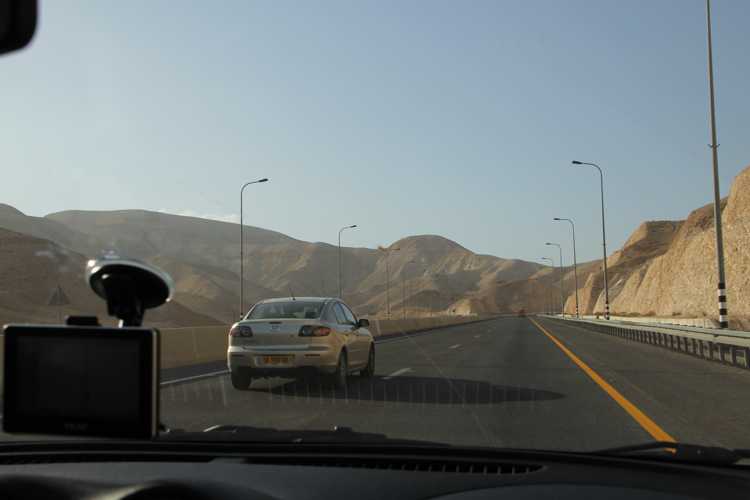 viaje a israel en coche de alquiler