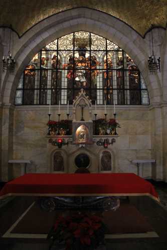 via dolorosa hasta el santo sepulcro en jerusalen via dolorosa hasta el santo sepulcro en jerusalen