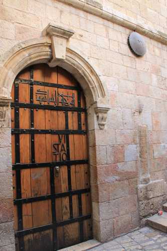 via dolorosa hasta el santo sepulcro en jerusalen via dolorosa hasta el santo sepulcro en jerusalen