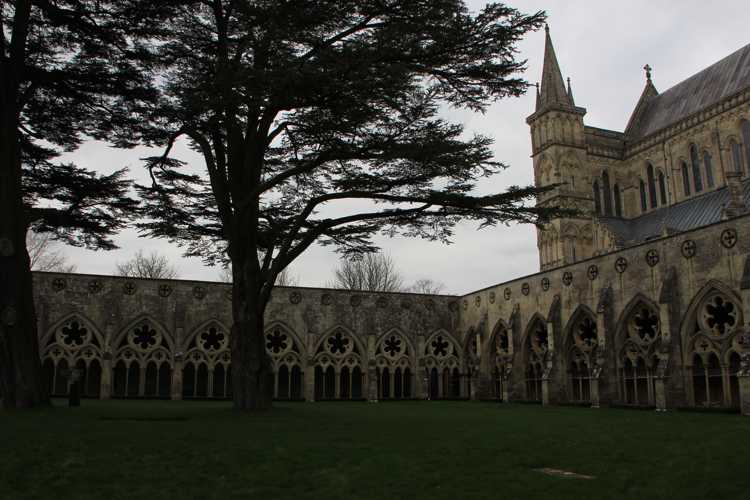 catedral de salisbury en inglaterra catedral de salisbury en inglaterra