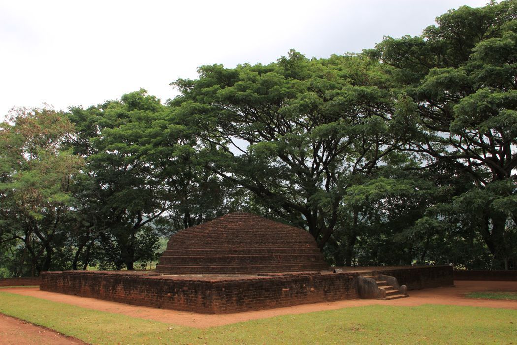nalanda gegide nalanda gegide