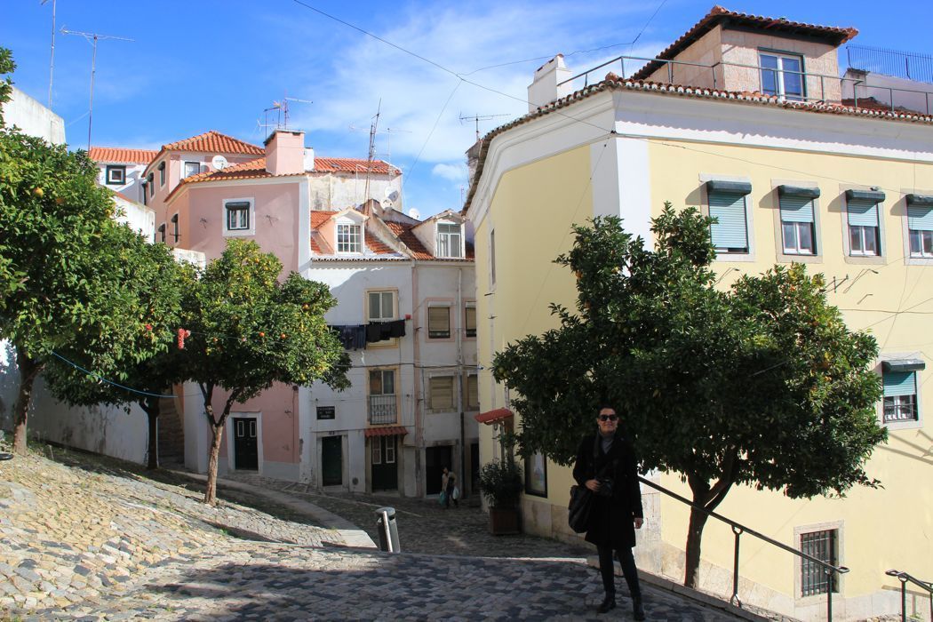 barrio de alfama barrio de alfama
