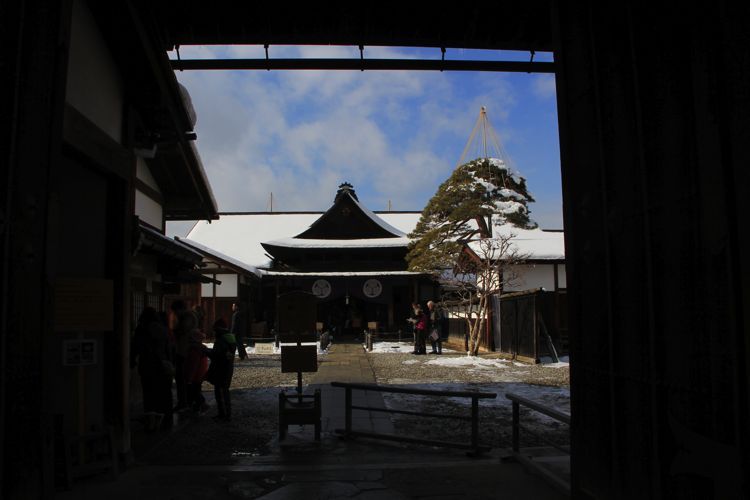 templo takayama jhinya