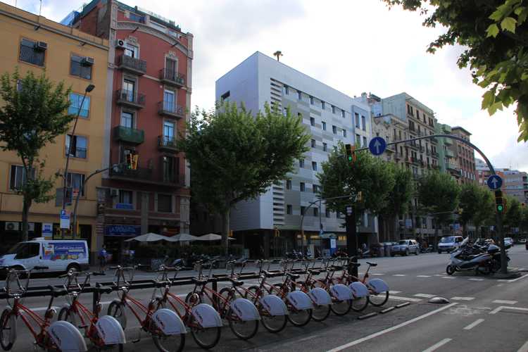 escapada a barcelona alojándonos en melon district