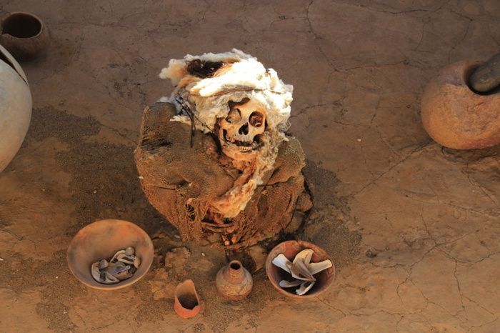 Momia en el Cementerio de Chauchilla
