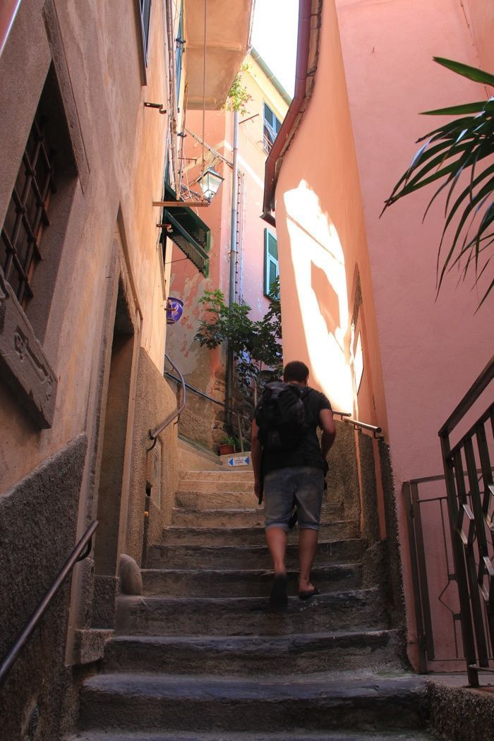Subiendo al Castillo Doria en Vernazza