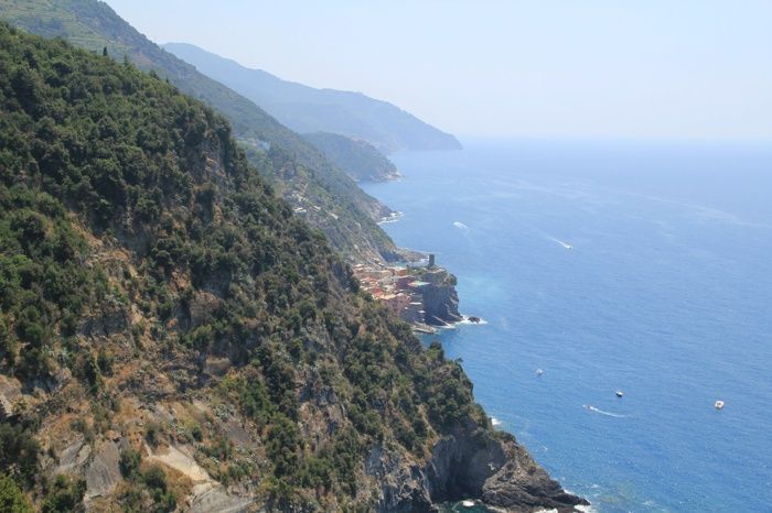 Vernazza desde el sendero que lleva al pueblo desde Monterosso