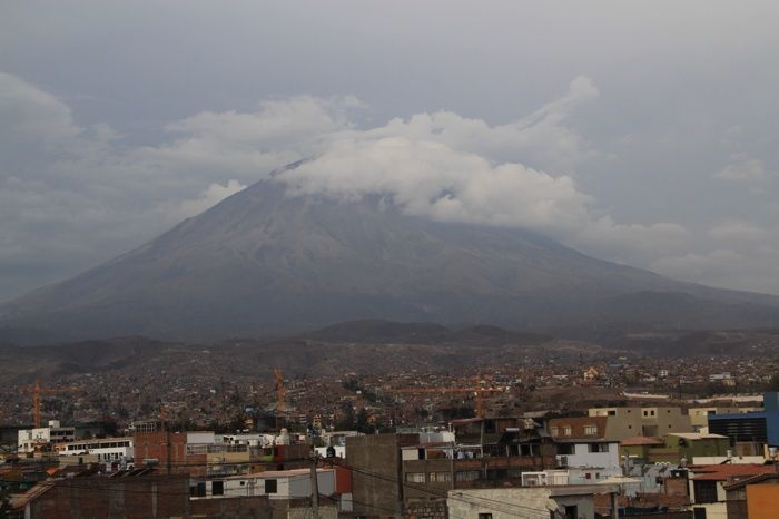 Vistas del volcán Misti desde el Mirador Yanahuara