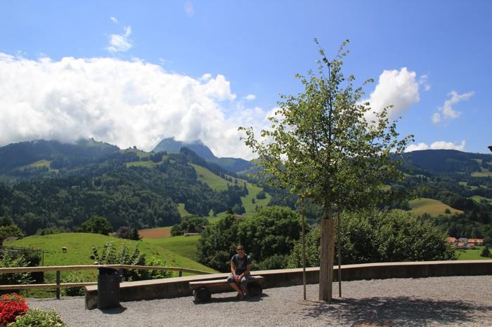 Despidiéndonos de Gruyères con un tiempo increíble