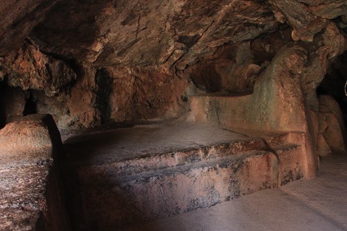 Altar esculpido en roca en Qenqo