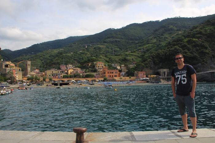 Esperando para el paseo en barco por Cinque Terre