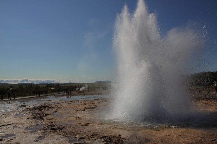 Secuencia de Strokkur en acción