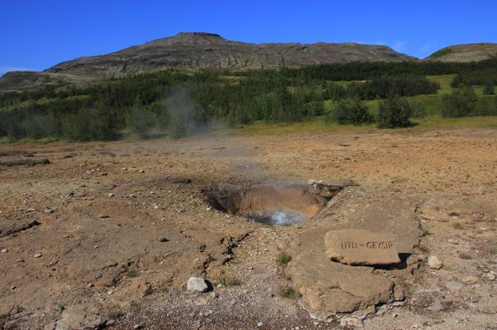 Géiser en el Círculo Dorado de Islandia