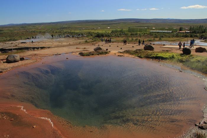 El impresionante Geysir, a día de hoy casi dormido