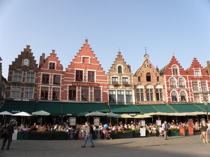 La Plaza Markt en Brujas