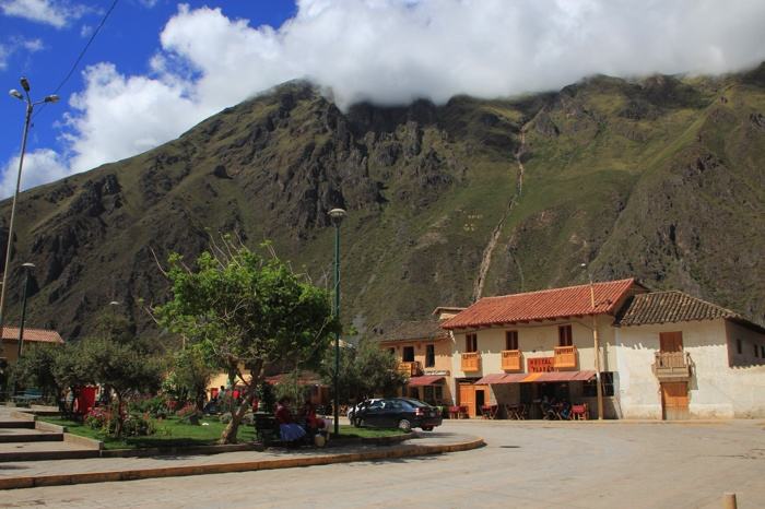 Ollantaytambo entre montañas