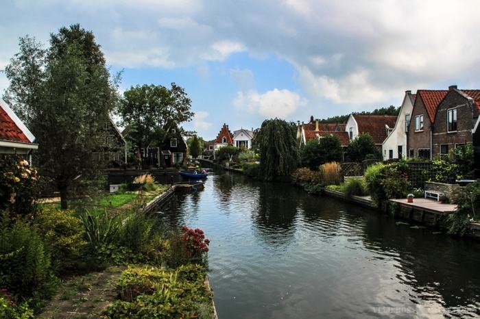 Canales en el pueblo de Edam