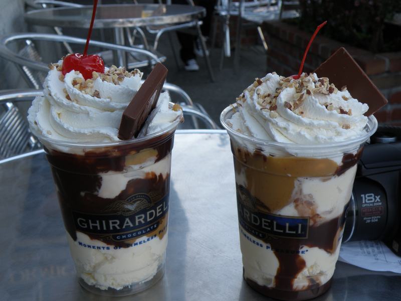 Helados Ghirardelli