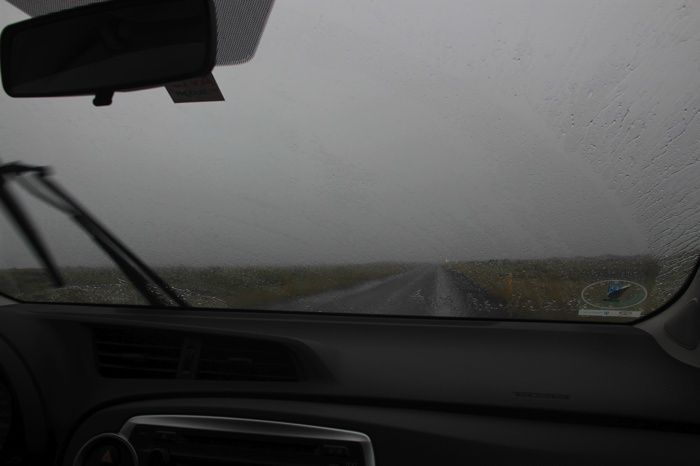 Lluvia camino de Vík