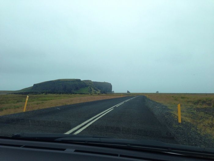 Camino al Acantilado de Dyrhólaey
