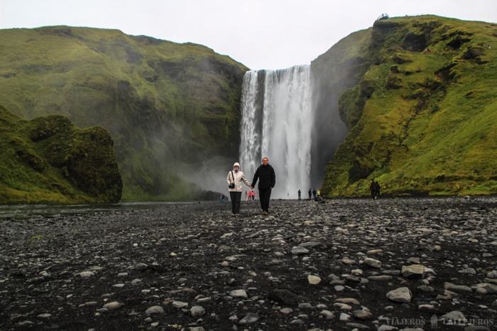 Skogafoss, una de las cascadas más espectaculares de Islandia