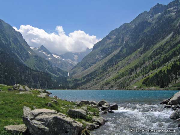 Lago de Gaube. http://www.lacsdespyrenees.com/