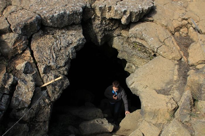 Acceso a Grotagja
