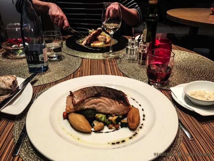 Cenando en CentOnze en Le Méridien Barcelona
